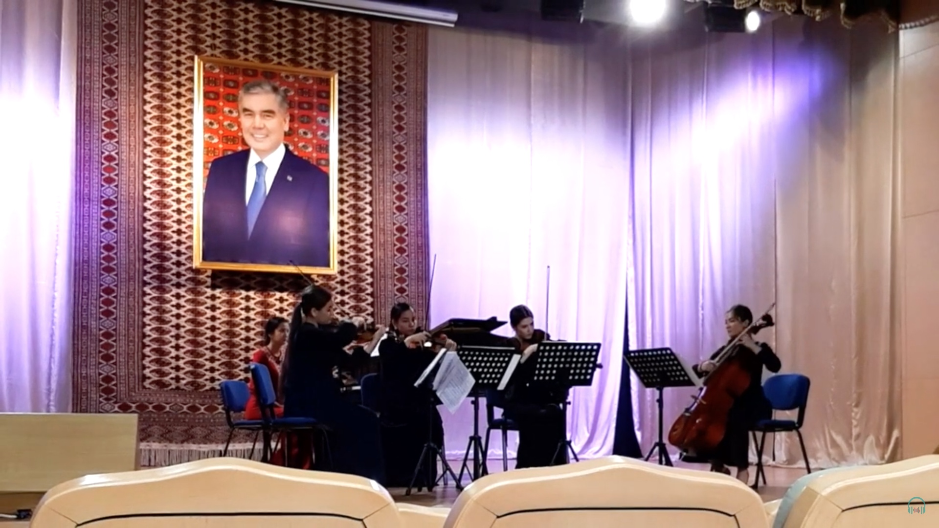 Igor Pinkhasov.  